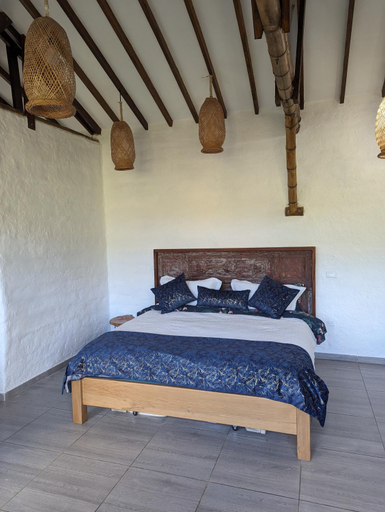 Bedroom 2, Patio Bonito, Jardín
