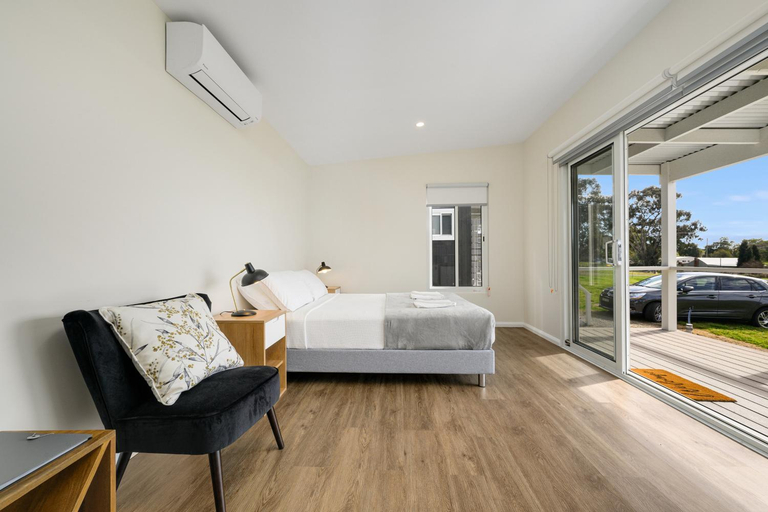 Bedroom 2, Historic Cargo Inn Orange Food & Wine Region, Cabonne
