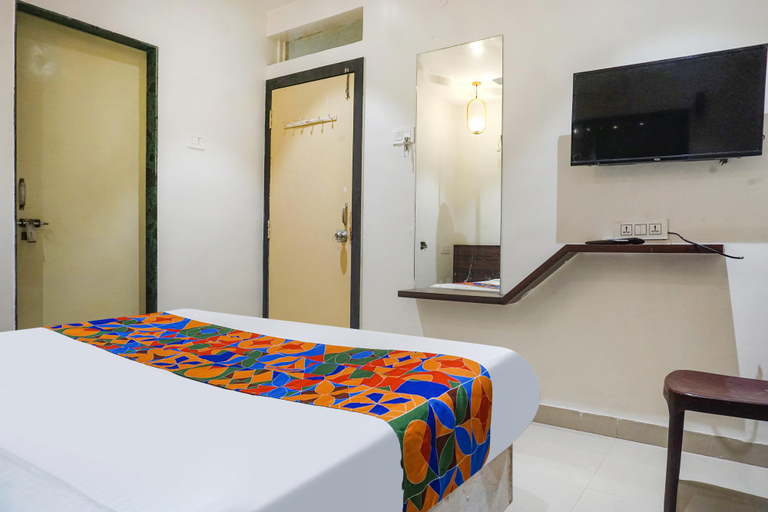 Bedroom 3, Via Tulsi Park, Ahmadnagar