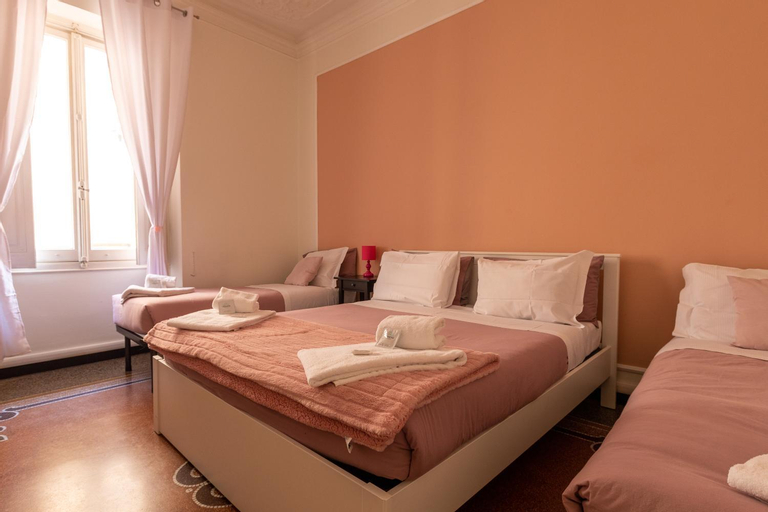 Bedroom 1, Granello Suite Central, Genova