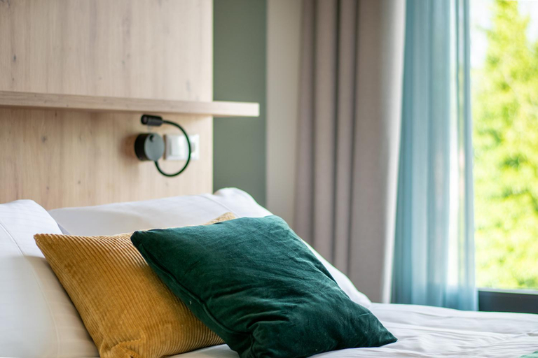 Bedroom 2, Hotel van der Meer, Dongeradeel