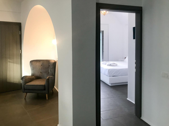 Bedroom 3, Amphitrite Suites Santorini, South Aegean