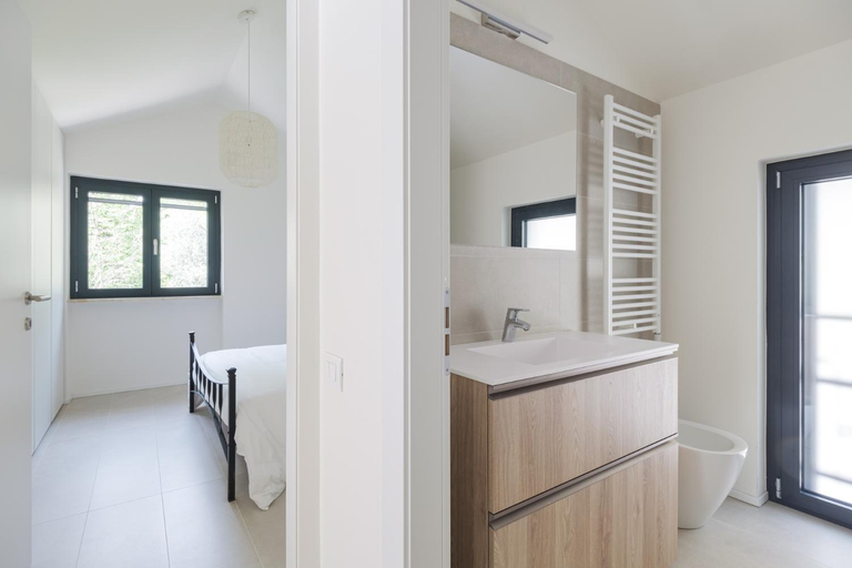 Bedroom 3, Villa Orizzonti, Bergamo