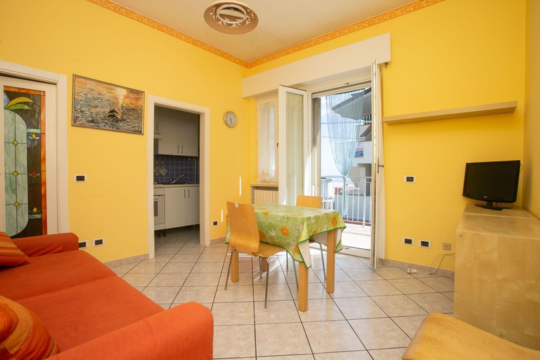 4, M116 - Marcelli, bilocale in centro e fronte mare, Ancona
