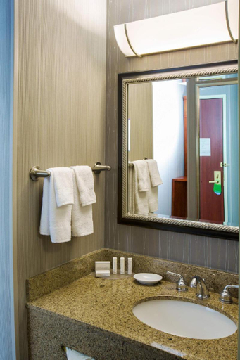 Bathroom 12