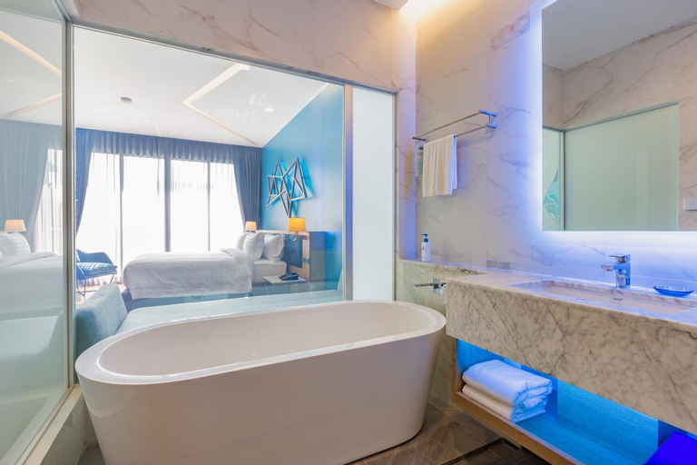 Bathroom 4