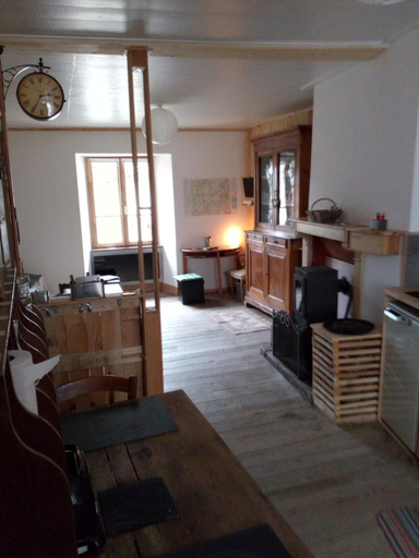 Others 4, Au 17, Cantal