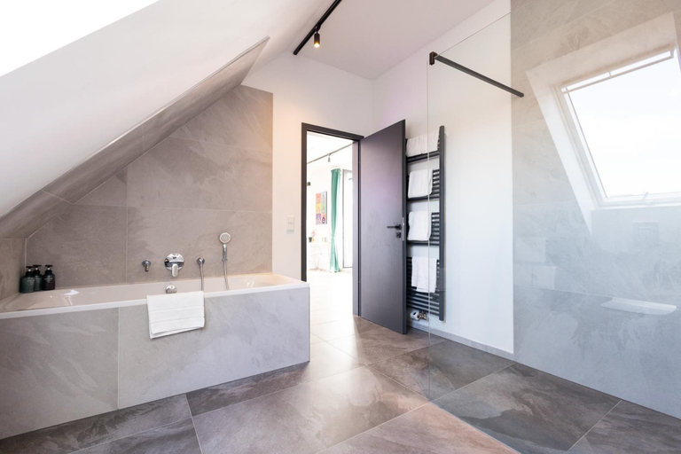 Bathroom 5, Penthouse at Eco Smart Apartments, Nürnberg