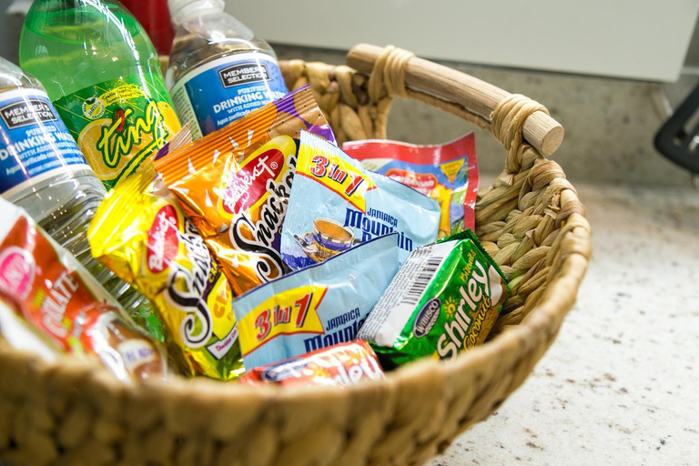 Food & Drinks 5, Choose To Be Happy at Seymour #9 and #16 - Studio Apartments w Pool