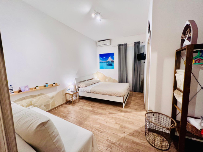 Bedroom 2, Il Mondo, Catania
