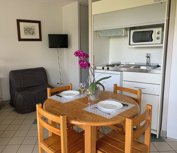 Others 5, Appartement hotel, Gers