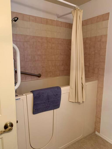 Bathroom 3, Desert Backdrop with Firepit Pets and Nature Access, Mohave