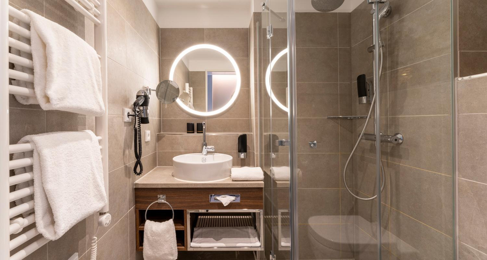 Bathroom 2, PLAZA Premium Munchen, München