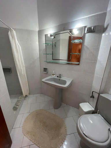 Bathroom 3, Lola Apartments, Ionian Islands