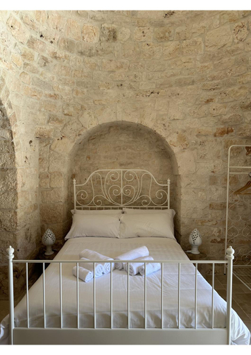 Others 2, i Trulli del Fauno, Bari