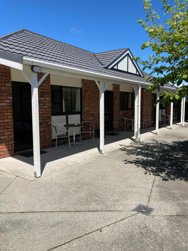 Others 5, Heritage Highway Motel, Westland