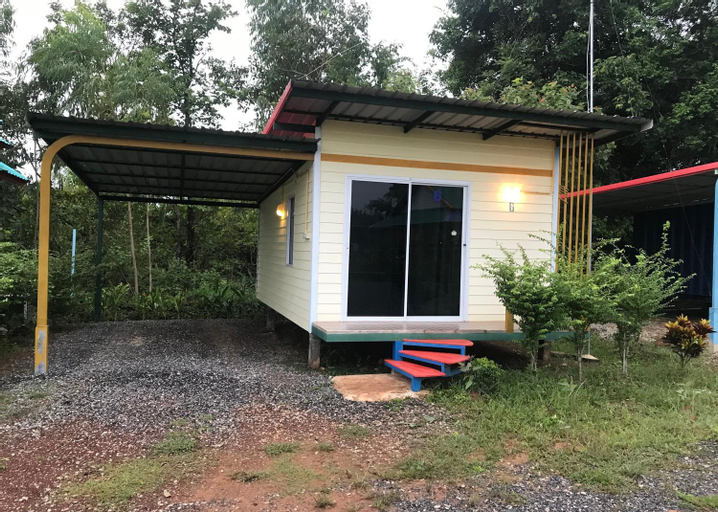 Exterior 10