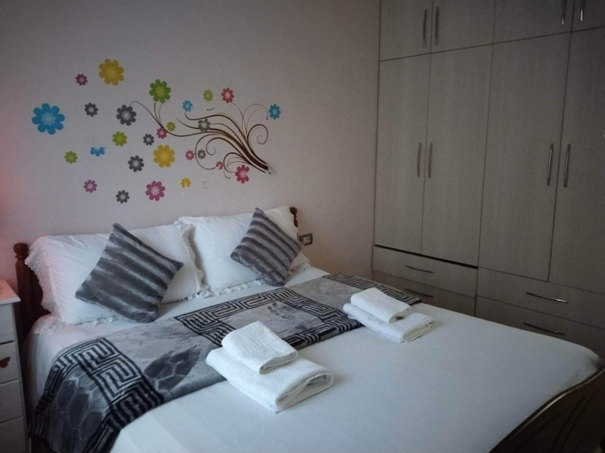 Bedroom 2, Eagle house, Përmetit