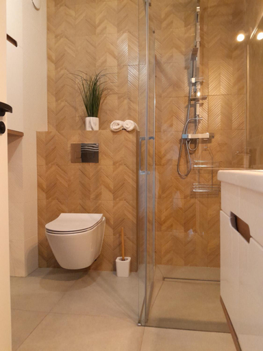 Bathroom 2, Arte Porta Mare, Kołobrzeg