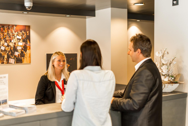Public Area 2, Hotel Alpina, Luzern