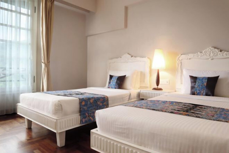 Bedroom 21