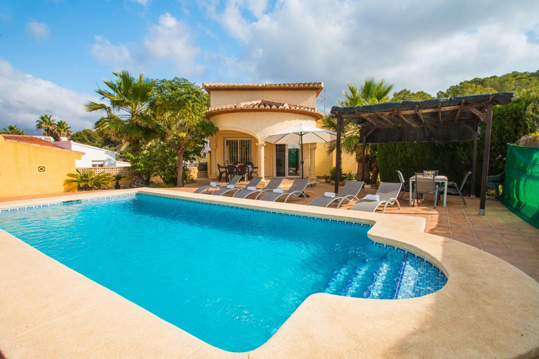 Sport & Beauty 2, Villa La Martina - PlusHolidays, Alicante
