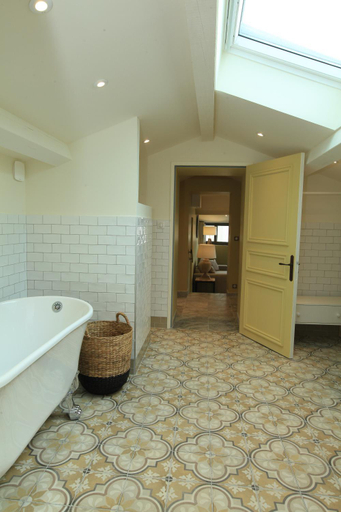 Bathroom 3, Chambres D' hotes Les Ormes, Bouches-du-Rhône