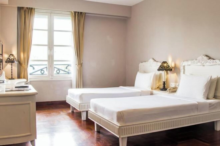Bedroom 23