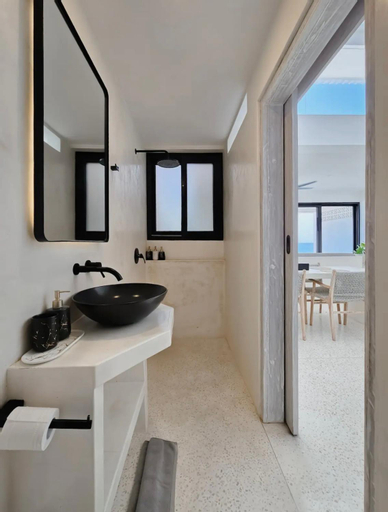 Bedroom 2, Infinity Bingin - Boutique Beachfront Family Suite, Badung