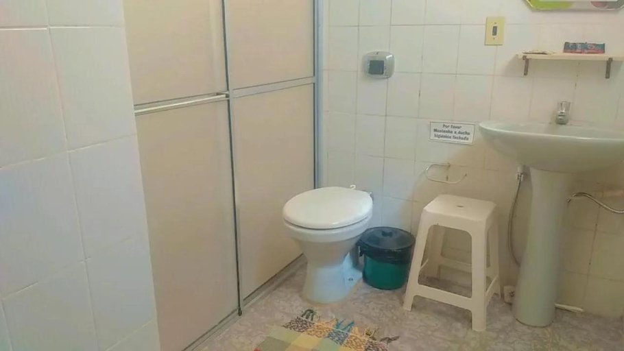 Bathroom 3, Pousada do Abacateiro, Pirenópolis