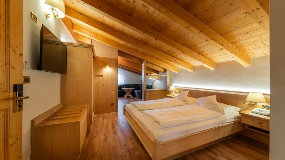 Bedroom 2, Hotel Armin, Bolzano