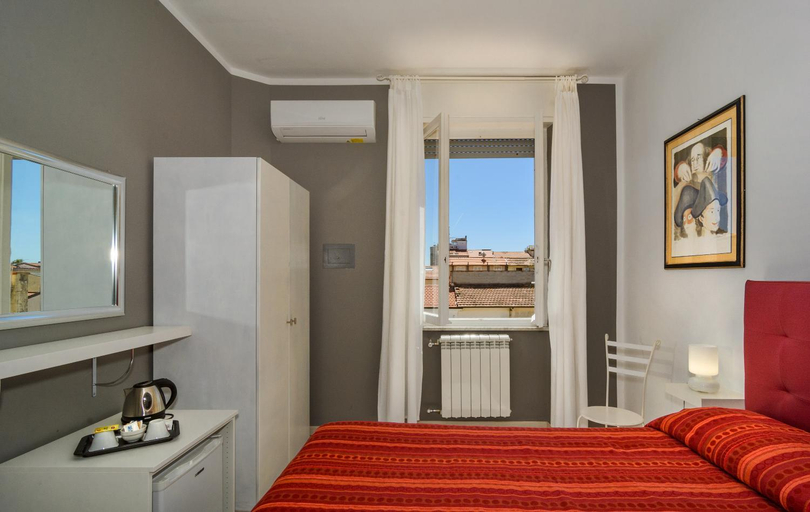 Bedroom 13