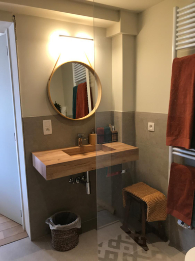Bathroom 2, La Maison Blanche de Martue, Luxembourg