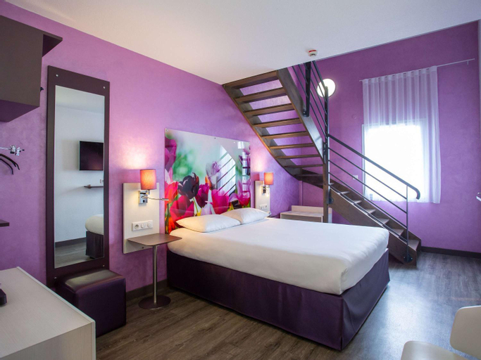 Bedroom 23