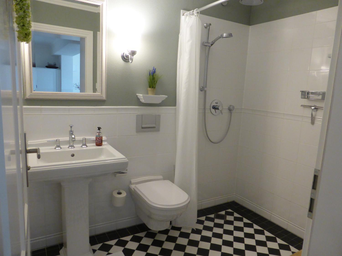 Others 2, Apartment Schreyegg, Starnberg