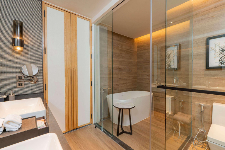 Bathroom 21