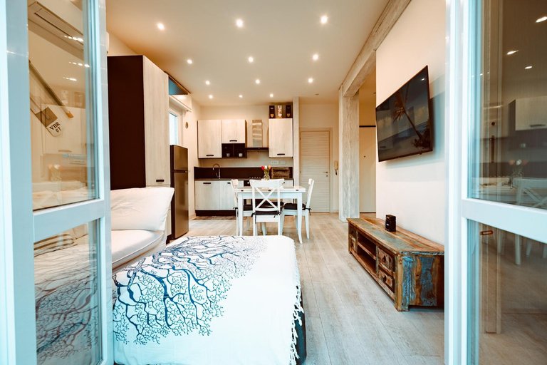 Others 3, Panorama House, Savona