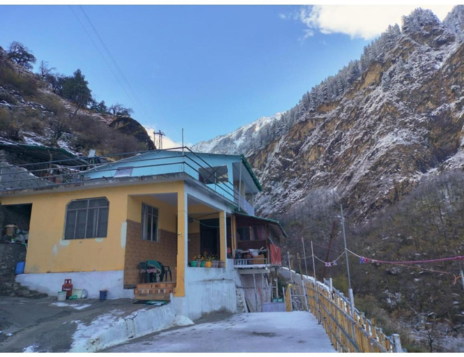 Priya homestay, Bhyudar, Ghangharia, Chamoli