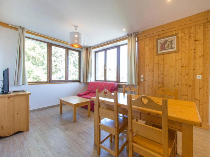 Dining Room 10