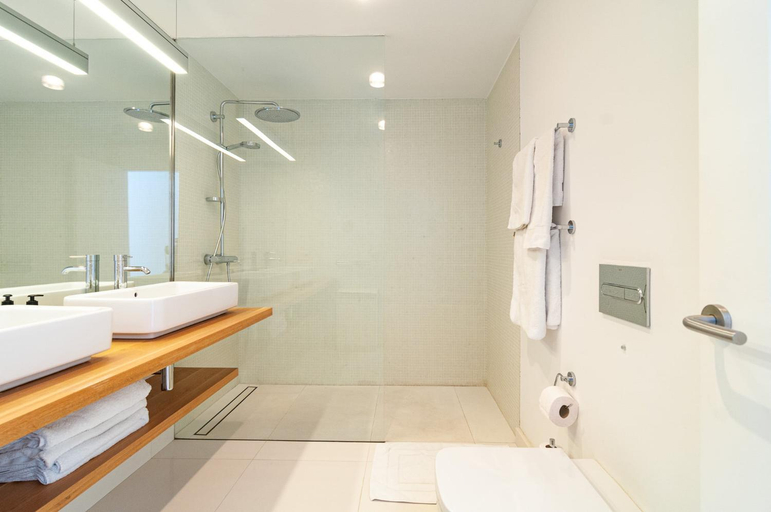 Bathroom, Luxurious apartment in Terrazas Del Duque, Santa Cruz de Tenerife