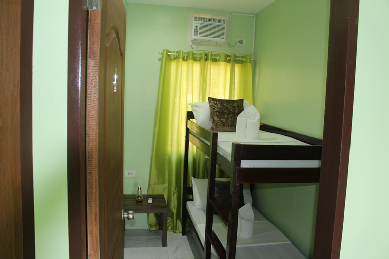 Bedroom 13
