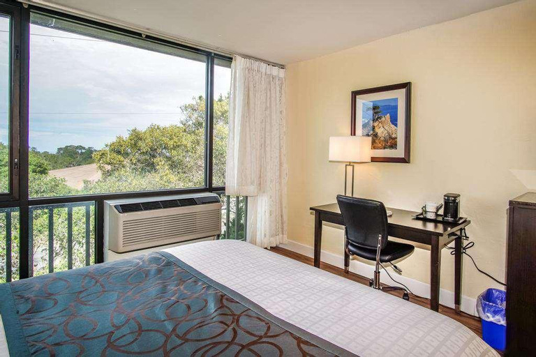 Bedroom 15