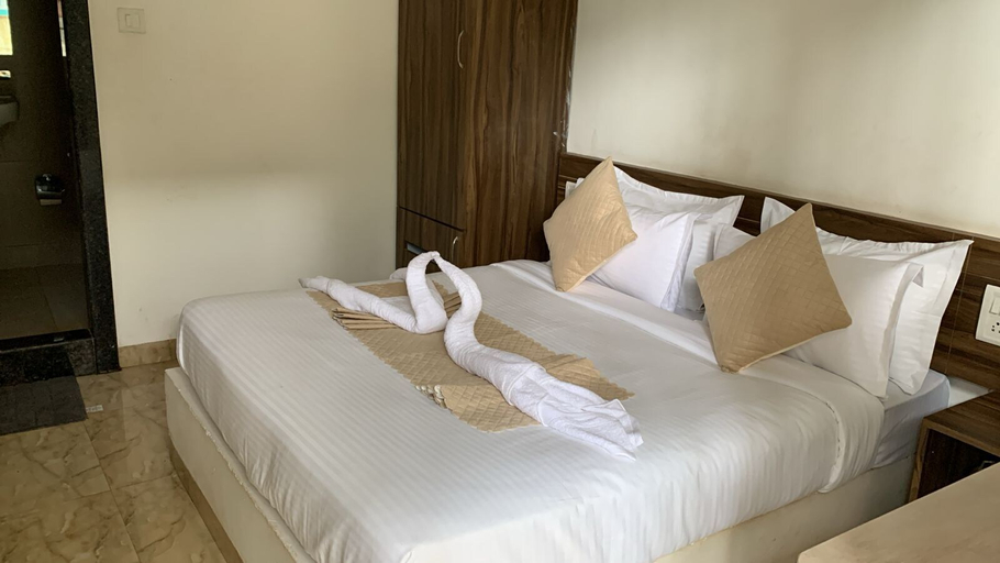 Bedroom 1, Sapphero Precise Goa, North Goa