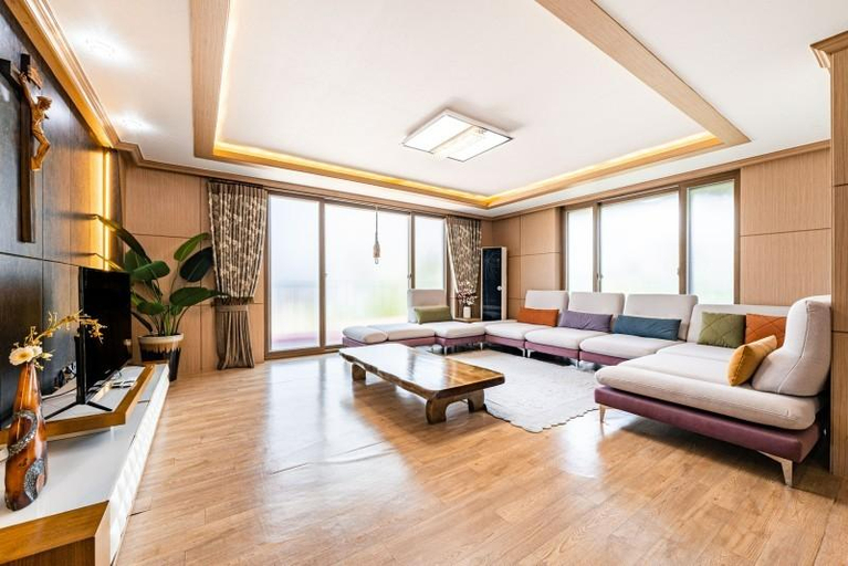 Others 5, Samcheok Sea Star Pension (Yonghwa Beach), Samcheok