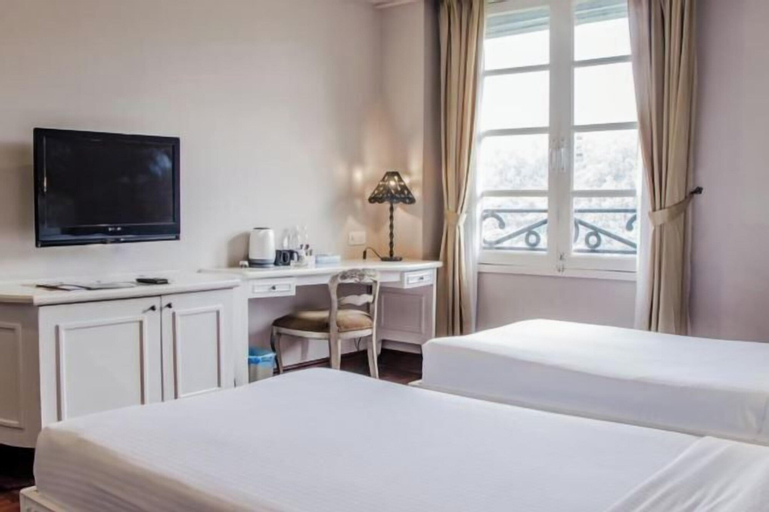 Bedroom 25