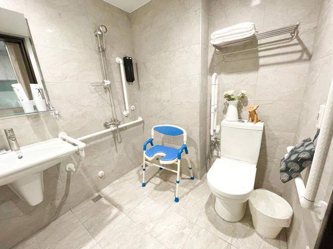 Bathroom 4, Golden W Hotel, Taichung