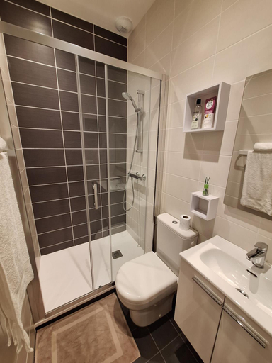 Bathroom, Chambre FRIDA avec salle d'eau privee, Lot-et-Garonne