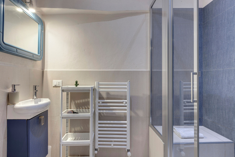 Bathroom 3, Mamo Florence - Orto Apartment, Florence