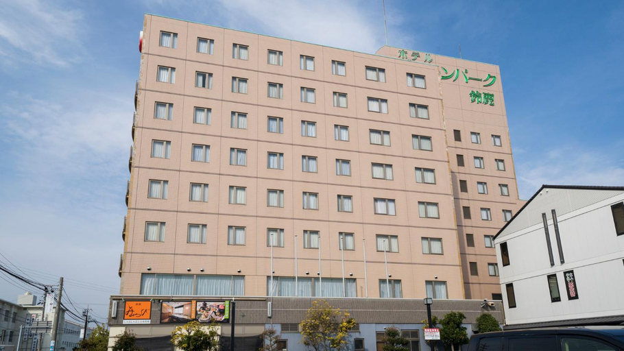Hotel Green Park Suzuka, Suzuka