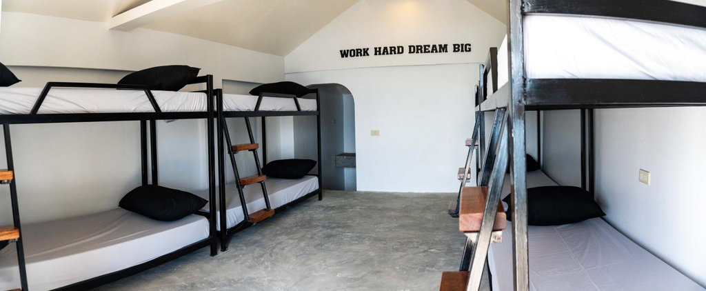 Others 4, The Pod Mabini, Mabini